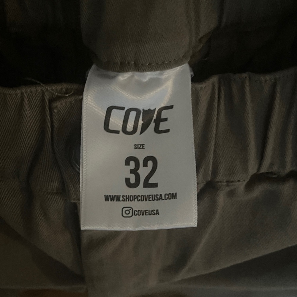 Classic Men's Brown Chinos - Picture 2 of 3